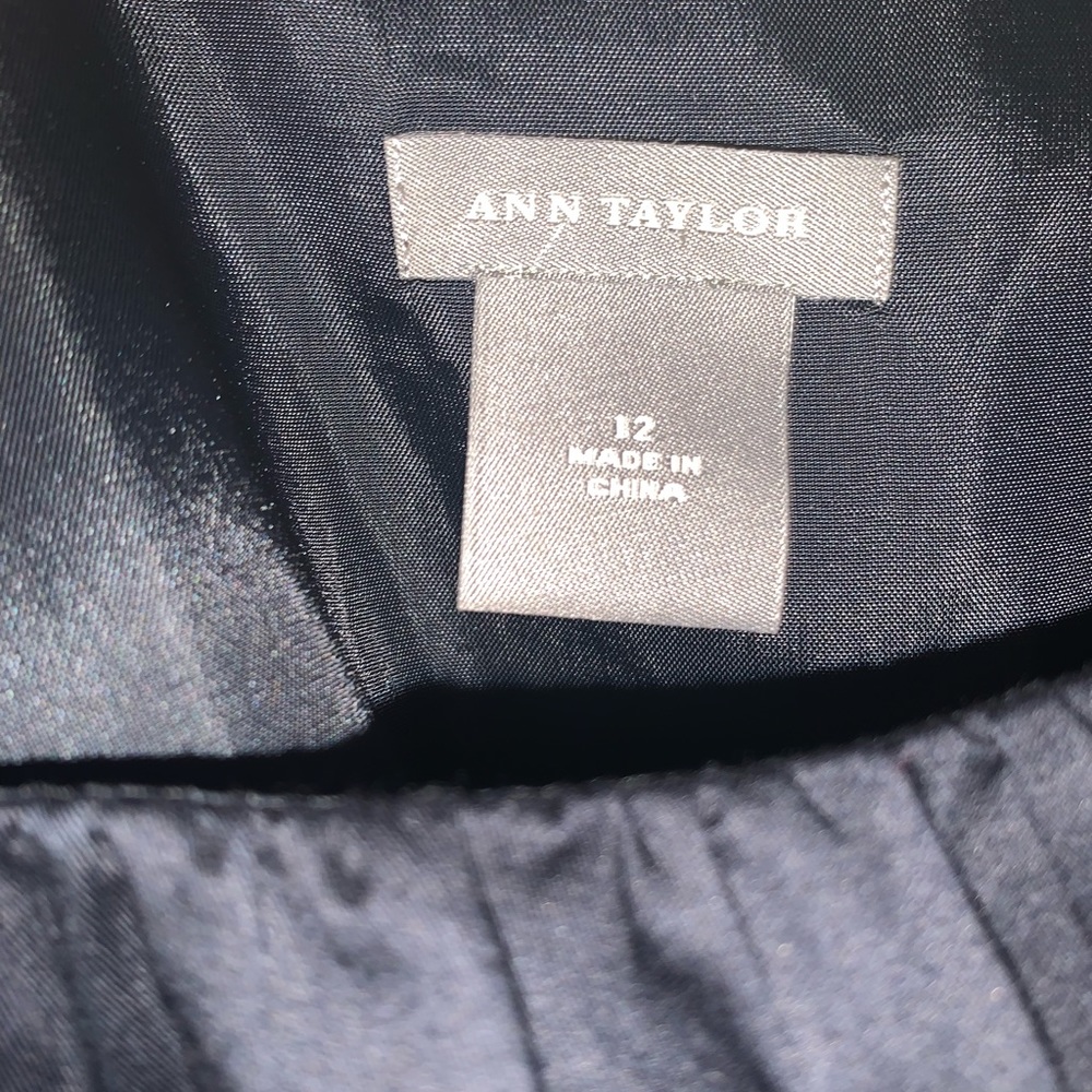 Ann Taylor Navy Ruched Embroidered Sundress Size 12 - Picture 2 of 7